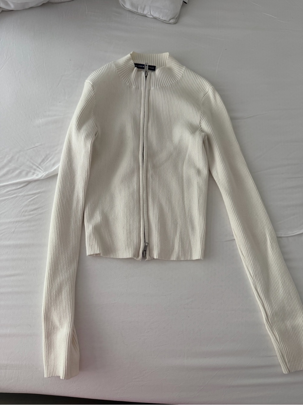 Brandy melville zip up
